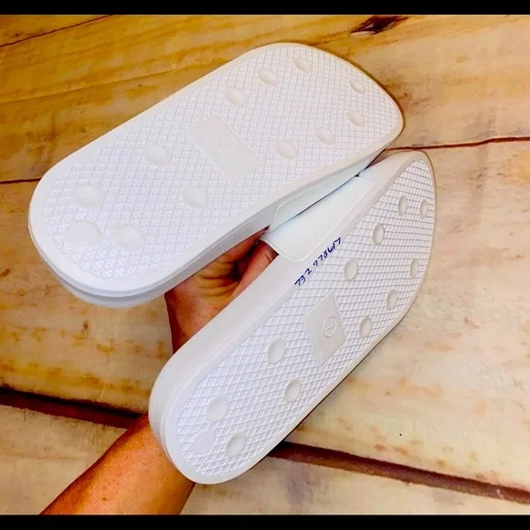 HURLEY Sllip On Sliders Carly sz 7 NWT! - Picture 6 of 9